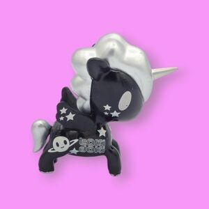 Tokidoki Hot Topic Exclusive Cosmo Unicorno Mini Vinyl Figure